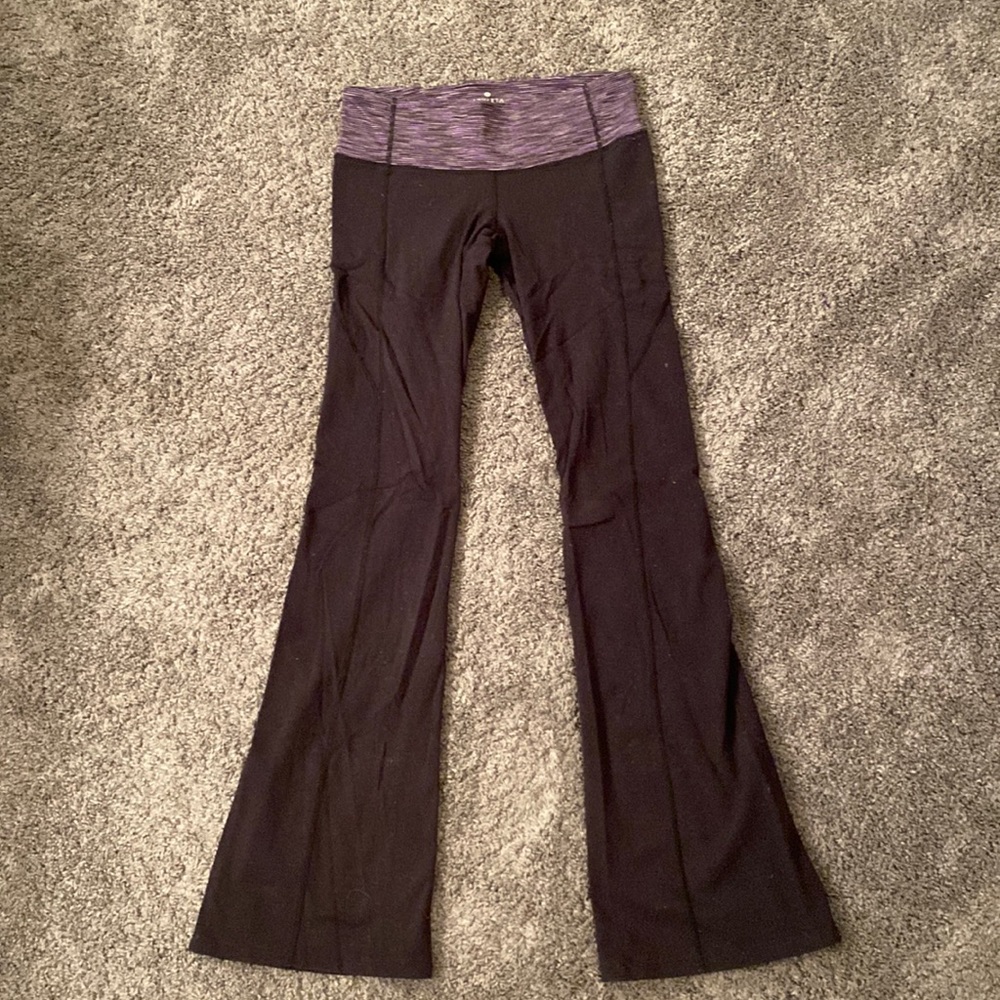 Black Athleta Yoga Pants!